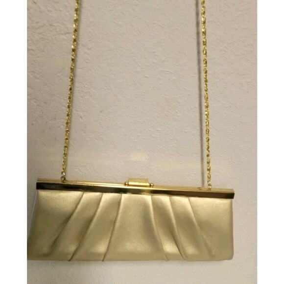 Jessica McClintock Gold Handbag Purse Chain Vegan Leather Clutch Prom Wedding - Picture 12 of 13